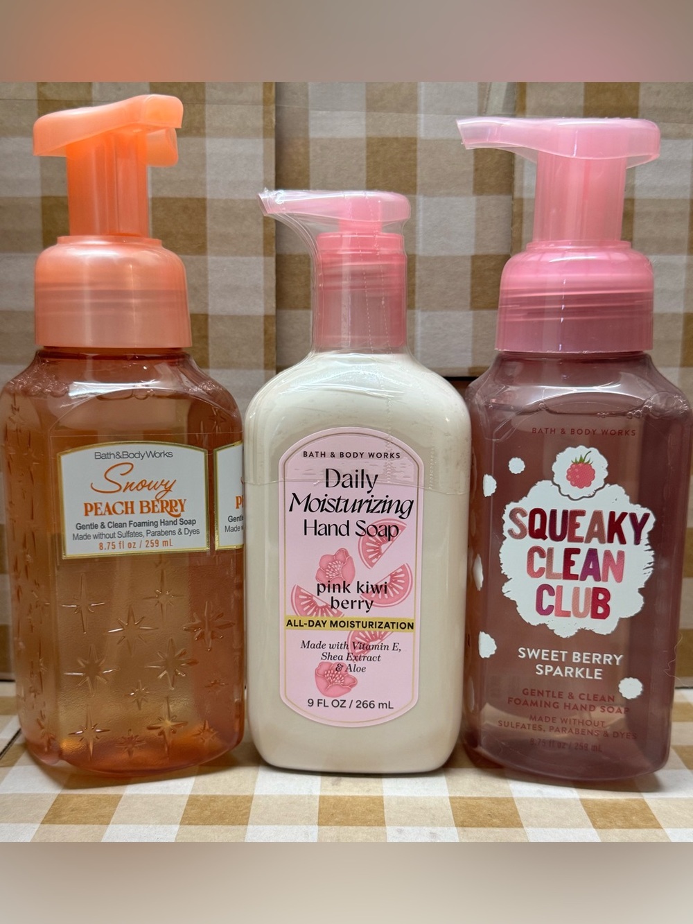 NEW B&BW (3) Foaming Hand Soaps ,Snowy Peach Berry,Pink Kiwi Berry, Sweet Berry